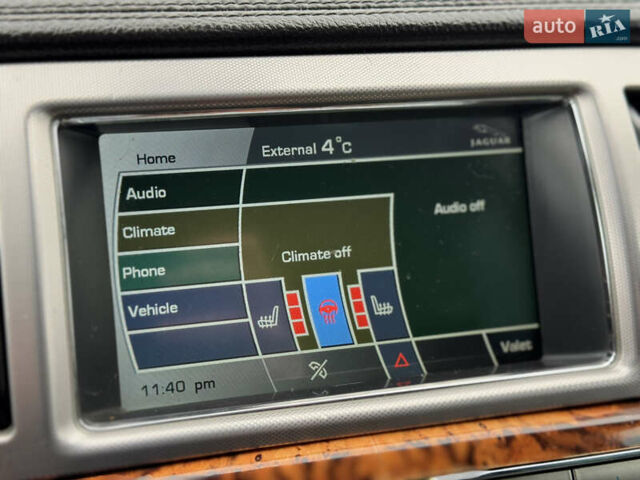 Білий Ягуар ХФ, об'ємом двигуна 3 л та пробігом 315 тис. км за 8000 $, фото 15 на Automoto.ua