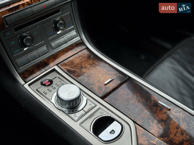 Білий Ягуар ХФ, об'ємом двигуна 3 л та пробігом 315 тис. км за 8000 $, фото 16 на Automoto.ua