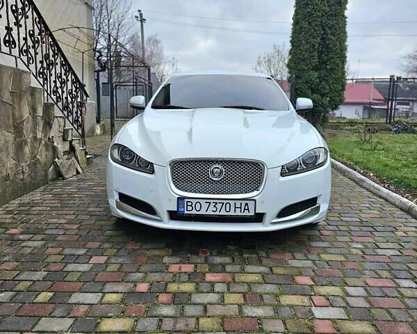 Белый Ягуар ХФ, объемом двигателя 2 л и пробегом 212 тыс. км за 11500 $, фото 10 на Automoto.ua