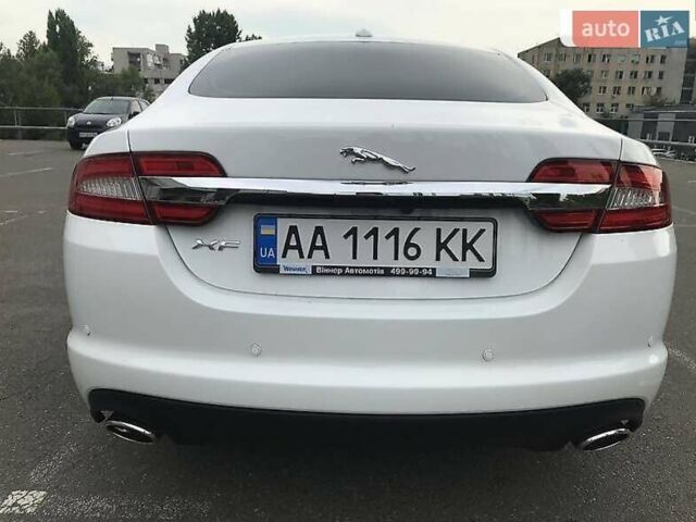 Ягуар ХФ 2012 в Киеве на Automoto.ua Белый Ягуар ХФ, объемом двигателя 3 л и пробегом 48 тыс. км за 24999 $, фото 12 на Automoto.ua