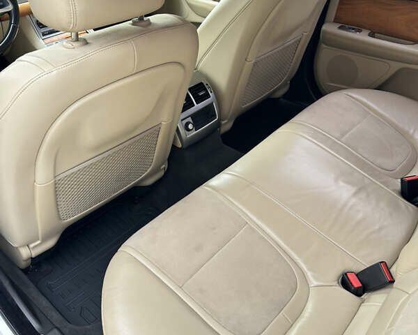 Белый Ягуар ХФ, объемом двигателя 3 л и пробегом 169 тыс. км за 11200 $, фото 30 на Automoto.ua