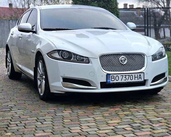 Белый Ягуар ХФ, объемом двигателя 2 л и пробегом 212 тыс. км за 11500 $, фото 6 на Automoto.ua