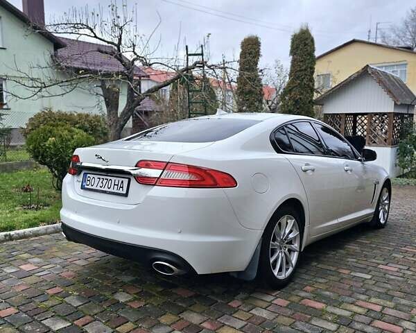 Белый Ягуар ХФ, объемом двигателя 2 л и пробегом 212 тыс. км за 11500 $, фото 15 на Automoto.ua