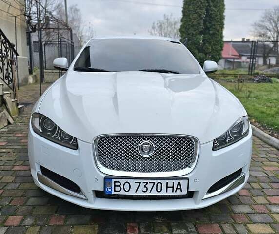 Белый Ягуар ХФ, объемом двигателя 2 л и пробегом 212 тыс. км за 11500 $, фото 2 на Automoto.ua