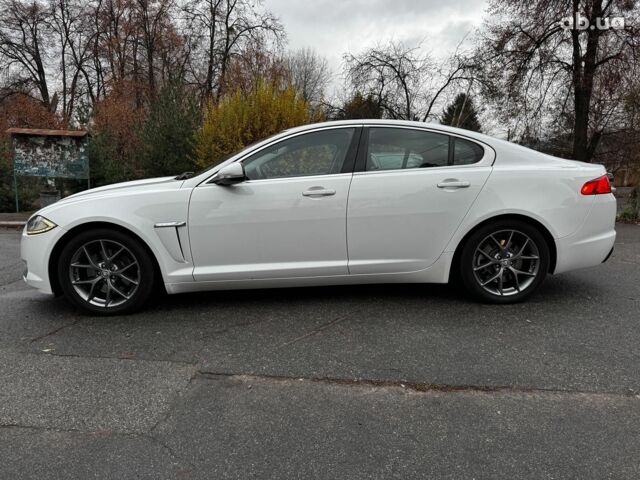 Білий Ягуар ХФ, об'ємом двигуна 2 л та пробігом 214 тис. км за 15990 $, фото 18 на Automoto.ua