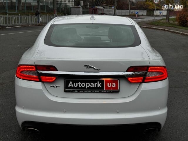 Білий Ягуар ХФ, об'ємом двигуна 2 л та пробігом 214 тис. км за 15990 $, фото 14 на Automoto.ua