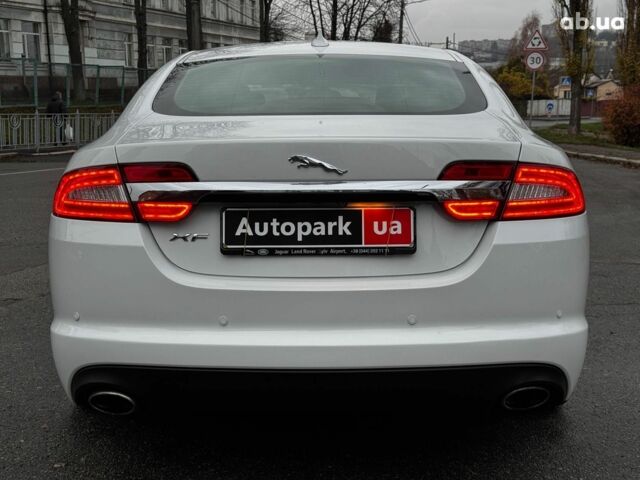 Білий Ягуар ХФ, об'ємом двигуна 2 л та пробігом 214 тис. км за 15990 $, фото 13 на Automoto.ua