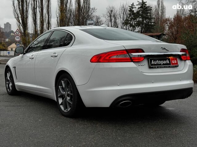 Білий Ягуар ХФ, об'ємом двигуна 2 л та пробігом 214 тис. км за 15990 $, фото 16 на Automoto.ua