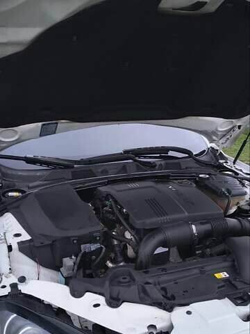 Белый Ягуар ХФ, объемом двигателя 2.18 л и пробегом 205 тыс. км за 14100 $, фото 6 на Automoto.ua