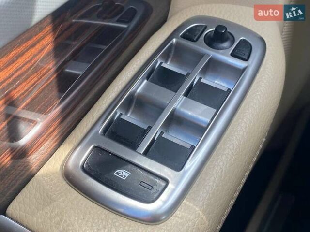 Білий Ягуар ХФ, об'ємом двигуна 3 л та пробігом 150 тис. км за 14690 $, фото 23 на Automoto.ua