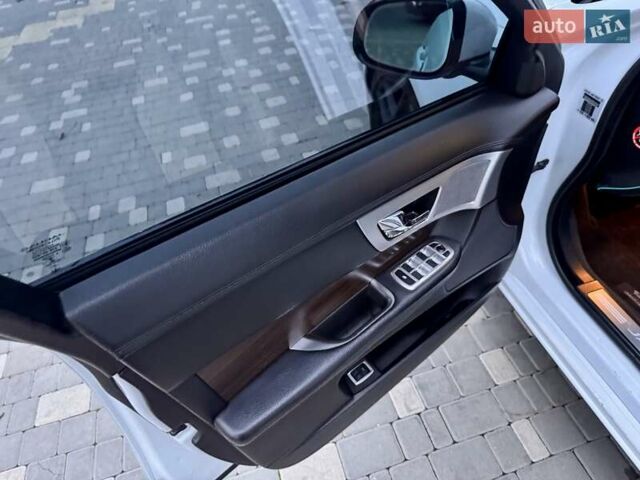 Белый Ягуар ХФ, объемом двигателя 2.18 л и пробегом 380 тыс. км за 10900 $, фото 35 на Automoto.ua