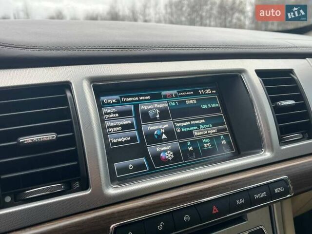 Белый Ягуар ХФ, объемом двигателя 3 л и пробегом 140 тыс. км за 14490 $, фото 18 на Automoto.ua