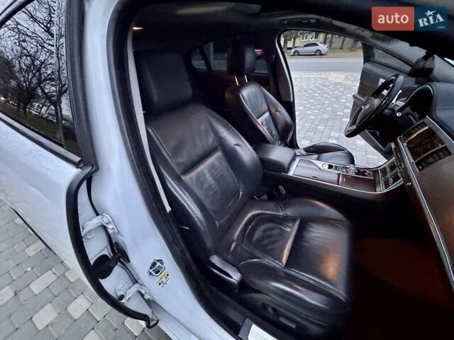 Белый Ягуар ХФ, объемом двигателя 2.18 л и пробегом 380 тыс. км за 10900 $, фото 54 на Automoto.ua