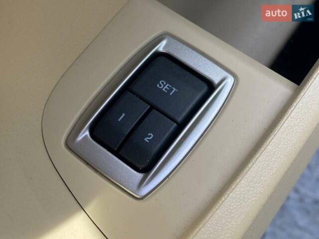 Білий Ягуар ХФ, об'ємом двигуна 3 л та пробігом 150 тис. км за 14690 $, фото 22 на Automoto.ua