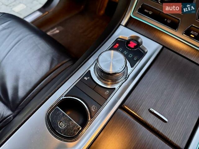 Белый Ягуар ХФ, объемом двигателя 2.18 л и пробегом 380 тыс. км за 10900 $, фото 57 на Automoto.ua