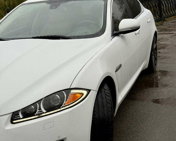 Ягуар ХФ 2015 в Харькове на Automoto.ua Белый Ягуар ХФ, объемом двигателя 2 л и пробегом 197 тыс. км за 14999 $, фото 3 на Automoto.ua