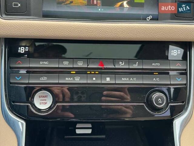 Белый Ягуар ХФ, объемом двигателя 2 л и пробегом 222 тыс. км за 13490 $, фото 21 на Automoto.ua