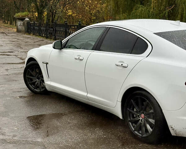 Ягуар ХФ 2015 в Харькове на Automoto.ua Белый Ягуар ХФ, объемом двигателя 2 л и пробегом 197 тыс. км за 14999 $, фото 8 на Automoto.ua