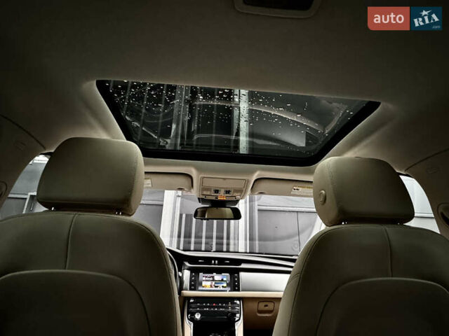 Білий Ягуар ХФ, об'ємом двигуна 3 л та пробігом 164 тис. км за 17500 $, фото 38 на Automoto.ua