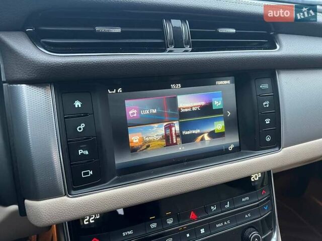 Білий Ягуар ХФ, об'ємом двигуна 2 л та пробігом 222 тис. км за 7800 $, фото 38 на Automoto.ua