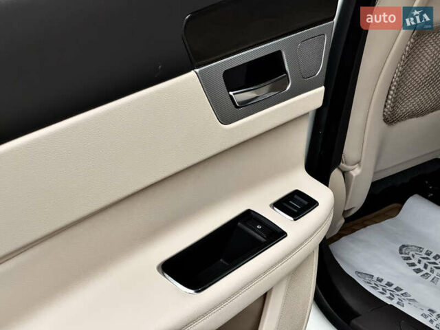 Білий Ягуар ХФ, об'ємом двигуна 3 л та пробігом 164 тис. км за 17500 $, фото 26 на Automoto.ua