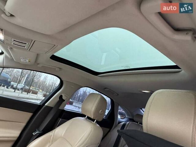 Белый Ягуар ХФ, объемом двигателя 2 л и пробегом 222 тыс. км за 13490 $, фото 23 на Automoto.ua