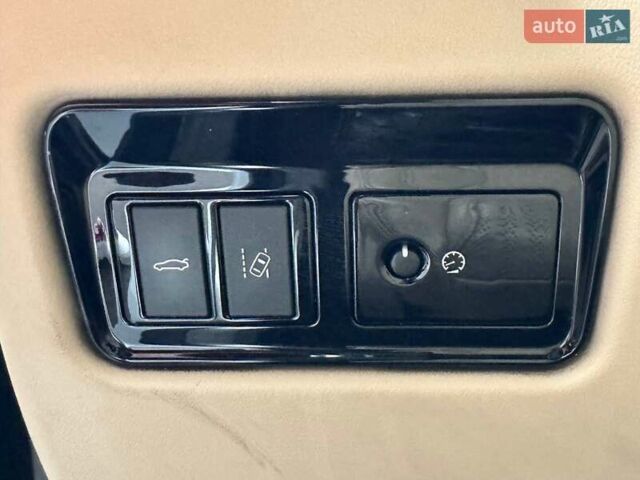 Белый Ягуар ХФ, объемом двигателя 2 л и пробегом 222 тыс. км за 13490 $, фото 18 на Automoto.ua