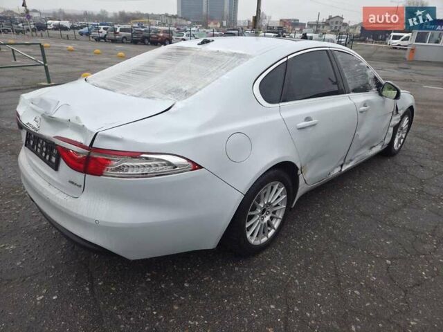 Белый Ягуар ХФ, объемом двигателя 2 л и пробегом 222 тыс. км за 7800 $, фото 12 на Automoto.ua