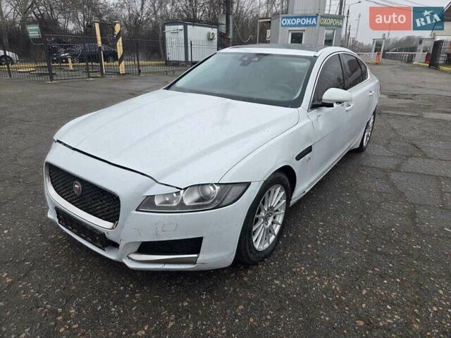 Белый Ягуар ХФ, объемом двигателя 2 л и пробегом 222 тыс. км за 7800 $, фото 9 на Automoto.ua