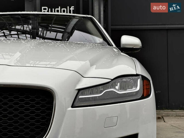 Білий Ягуар ХФ, об'ємом двигуна 3 л та пробігом 164 тис. км за 17500 $, фото 12 на Automoto.ua