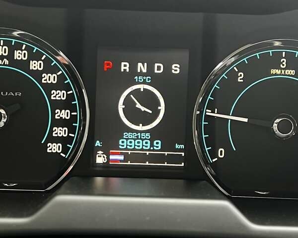 Белый Ягуар ХФ, объемом двигателя 2.2 л и пробегом 262 тыс. км за 13950 $, фото 8 на Automoto.ua