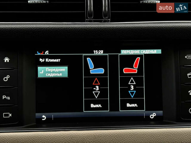 Білий Ягуар ХФ, об'ємом двигуна 3 л та пробігом 164 тис. км за 17500 $, фото 1 на Automoto.ua