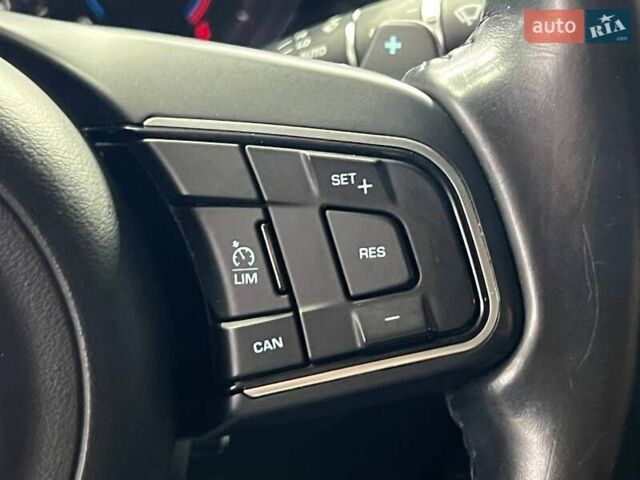 Білий Ягуар ХФ, об'ємом двигуна 2 л та пробігом 62 тис. км за 15500 $, фото 28 на Automoto.ua