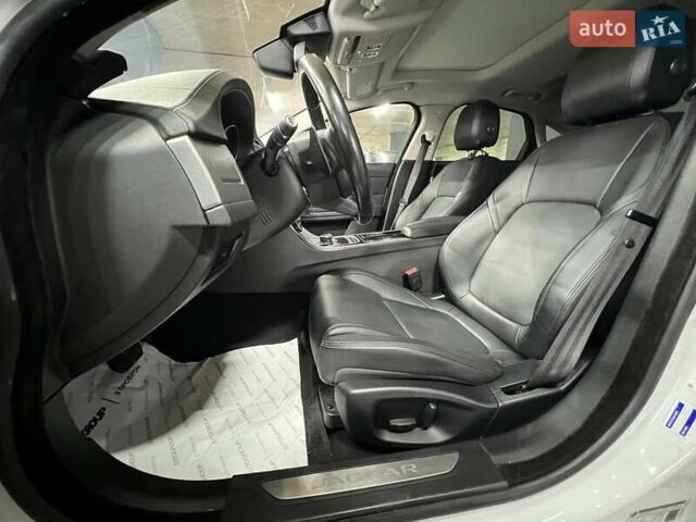 Білий Ягуар ХФ, об'ємом двигуна 2 л та пробігом 62 тис. км за 15500 $, фото 36 на Automoto.ua