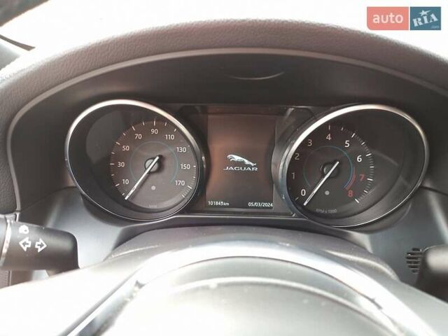 Белый Ягуар ХФ, объемом двигателя 3 л и пробегом 101 тыс. км за 17800 $, фото 41 на Automoto.ua