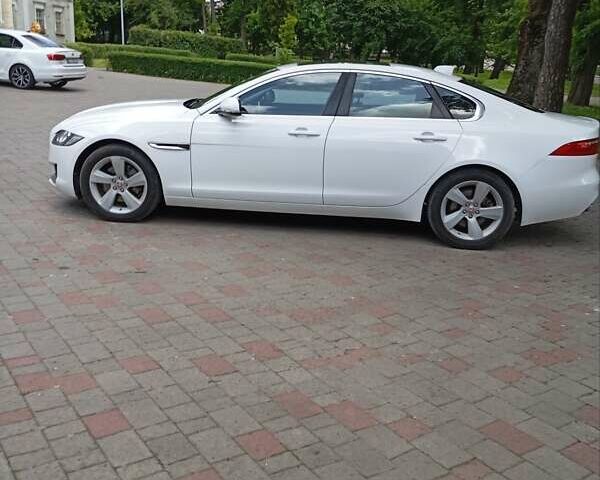 Білий Ягуар ХФ, об'ємом двигуна 2 л та пробігом 30 тис. км за 20000 $, фото 10 на Automoto.ua