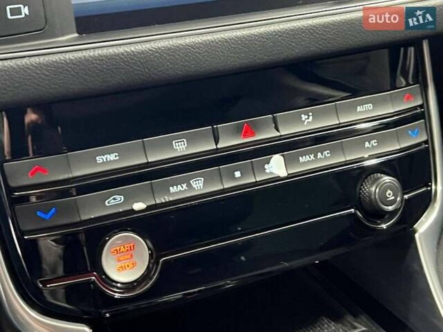 Білий Ягуар ХФ, об'ємом двигуна 2 л та пробігом 62 тис. км за 15500 $, фото 20 на Automoto.ua