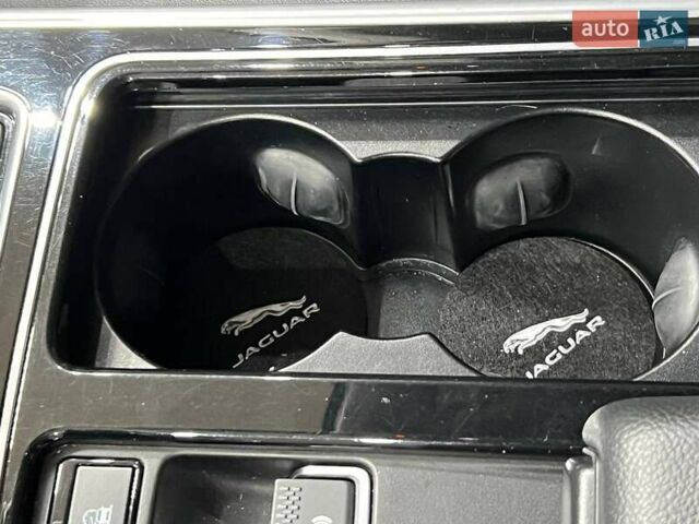 Білий Ягуар ХФ, об'ємом двигуна 2 л та пробігом 62 тис. км за 15500 $, фото 17 на Automoto.ua
