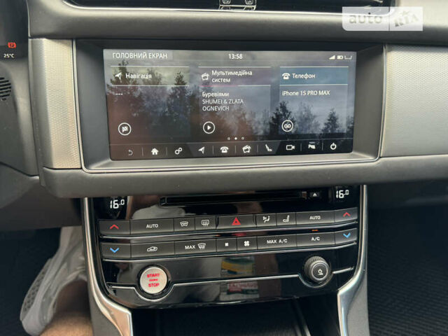 Белый Ягуар ХФ, объемом двигателя 2.99 л и пробегом 150 тыс. км за 32999 $, фото 53 на Automoto.ua