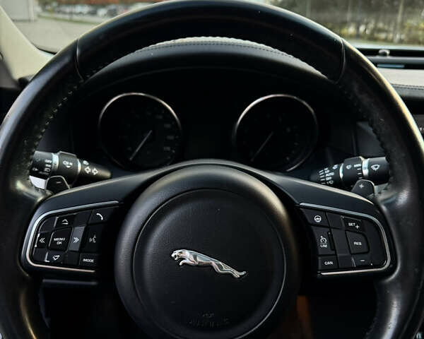 Белый Ягуар ХФ, объемом двигателя 3 л и пробегом 72 тыс. км за 13300 $, фото 8 на Automoto.ua