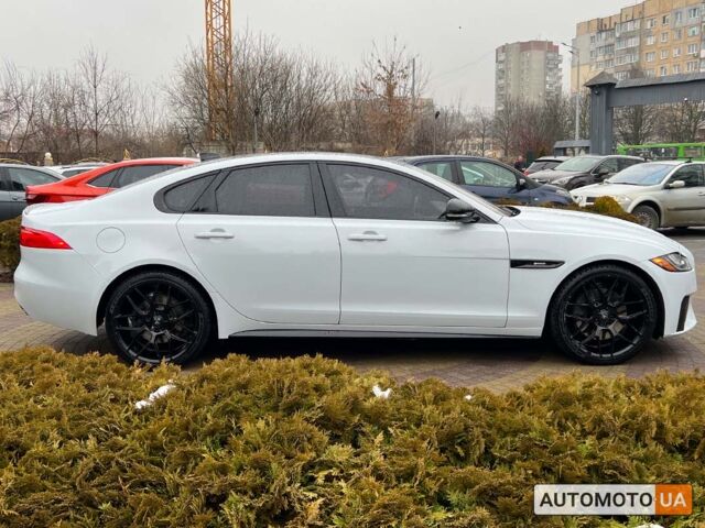 Белый Ягуар ХФ, объемом двигателя 3 л и пробегом 125 тыс. км за 20500 $, фото 7 на Automoto.ua