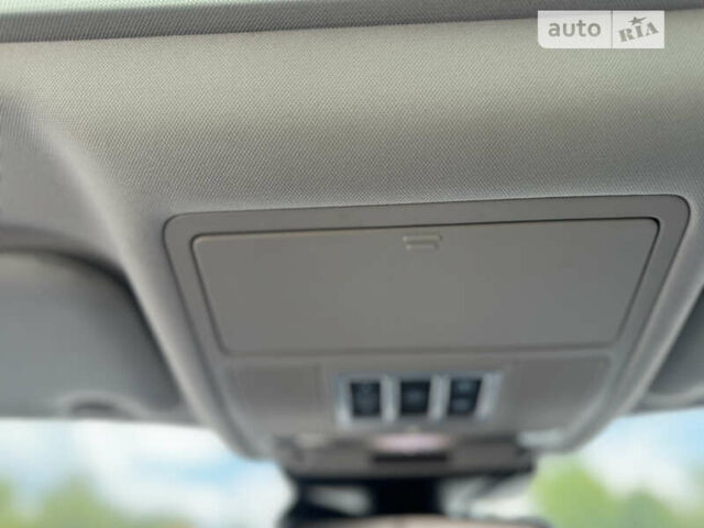 Белый Ягуар ХФ, объемом двигателя 2.99 л и пробегом 150 тыс. км за 32999 $, фото 51 на Automoto.ua