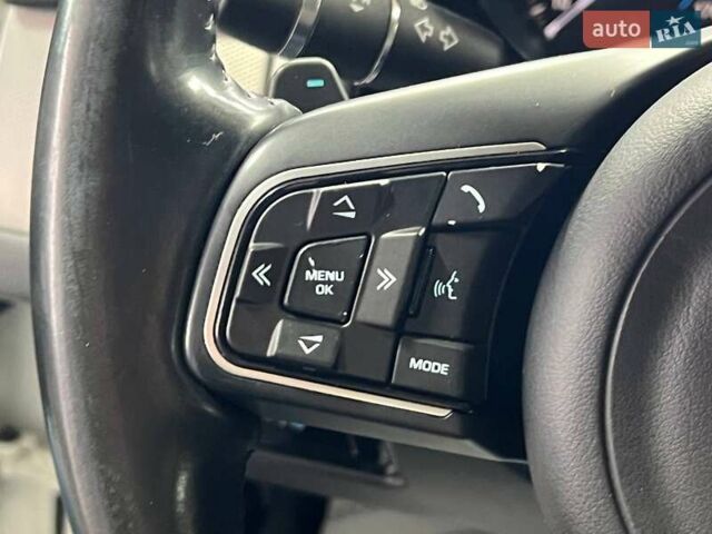 Білий Ягуар ХФ, об'ємом двигуна 2 л та пробігом 62 тис. км за 15500 $, фото 26 на Automoto.ua