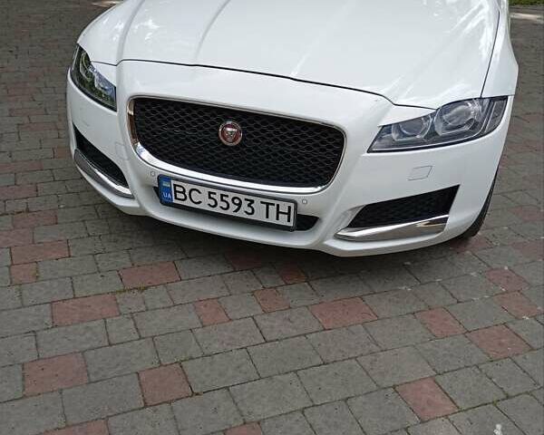 Білий Ягуар ХФ, об'ємом двигуна 2 л та пробігом 30 тис. км за 20000 $, фото 6 на Automoto.ua