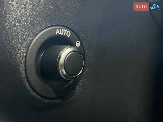 Білий Ягуар ХФ, об'ємом двигуна 2 л та пробігом 62 тис. км за 15500 $, фото 30 на Automoto.ua