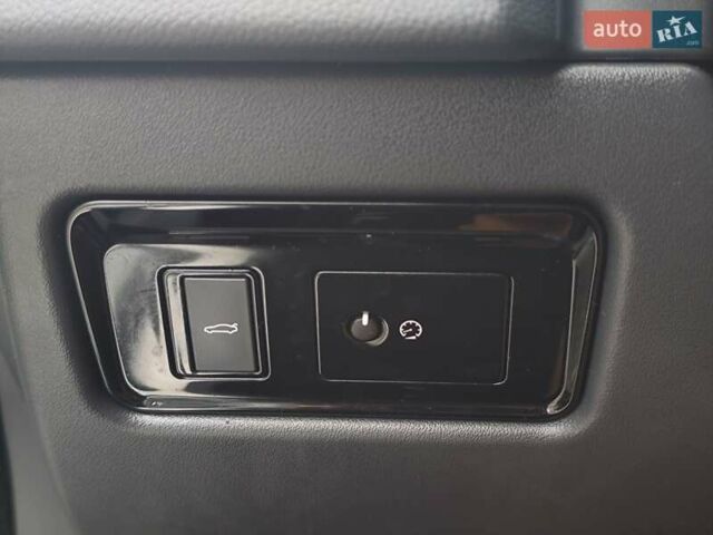 Белый Ягуар ХФ, объемом двигателя 2 л и пробегом 123 тыс. км за 15800 $, фото 27 на Automoto.ua