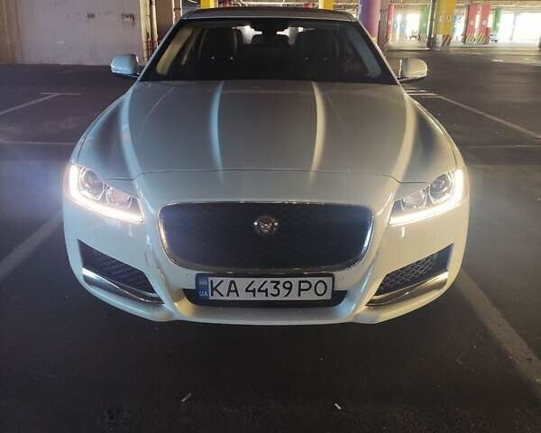 Белый Ягуар ХФ, объемом двигателя 2 л и пробегом 124 тыс. км за 18000 $, фото 41 на Automoto.ua
