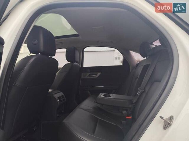 Белый Ягуар ХФ, объемом двигателя 2 л и пробегом 123 тыс. км за 15800 $, фото 20 на Automoto.ua