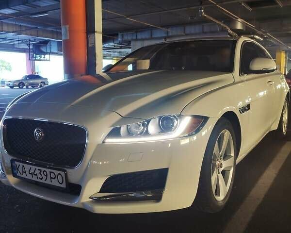 Белый Ягуар ХФ, объемом двигателя 2 л и пробегом 124 тыс. км за 18000 $, фото 40 на Automoto.ua