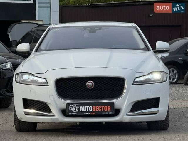 Білий Ягуар ХФ, об'ємом двигуна 2 л та пробігом 110 тис. км за 18500 $, фото 3 на Automoto.ua